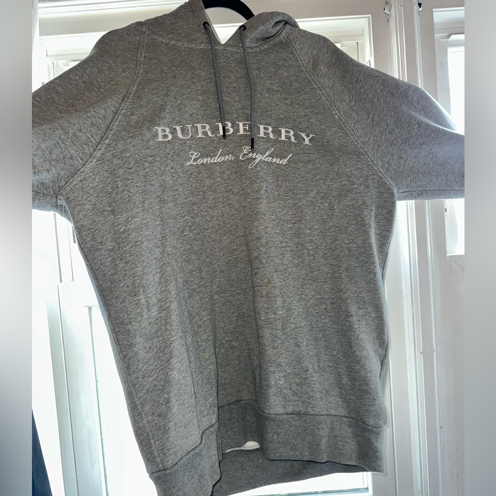 BURBERRY MENS SWEATSHIRT WORN ONCE